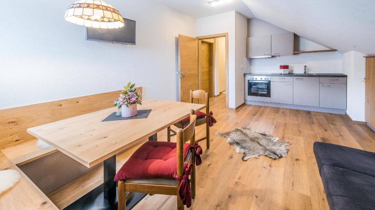 Gasthof Neuwirt Ellbögen Exteriör bild