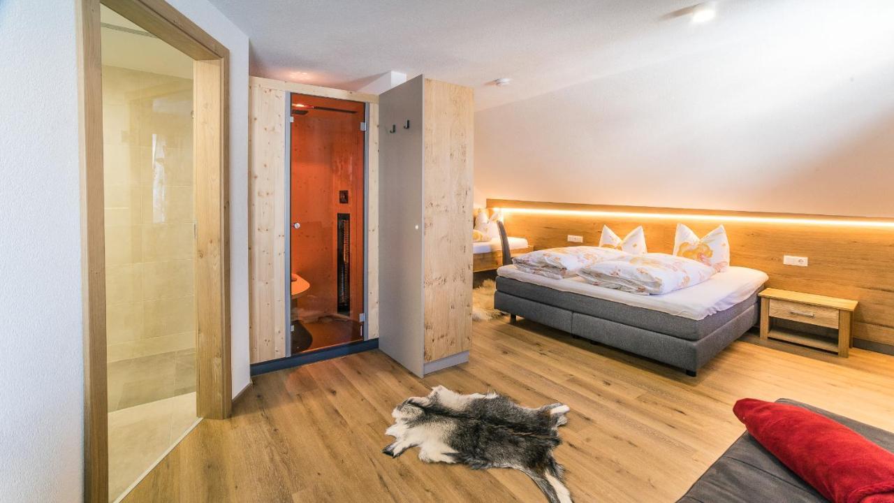 Gasthof Neuwirt Ellbögen Exteriör bild